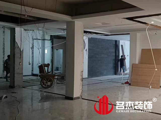 20220725153107_230 昭通办公室装建设计